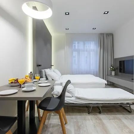Lampi 2* Praag