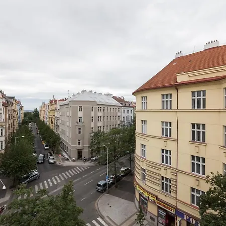 Lampi 2* Praag