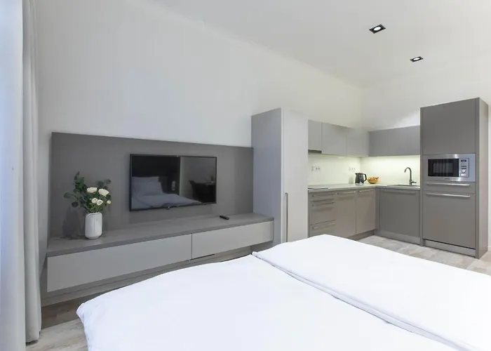 Lampi Hotel