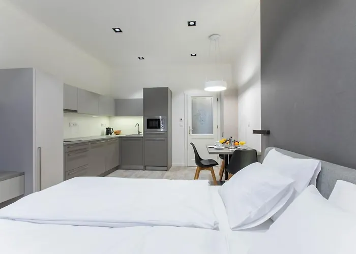 Hotel Lampi 2*